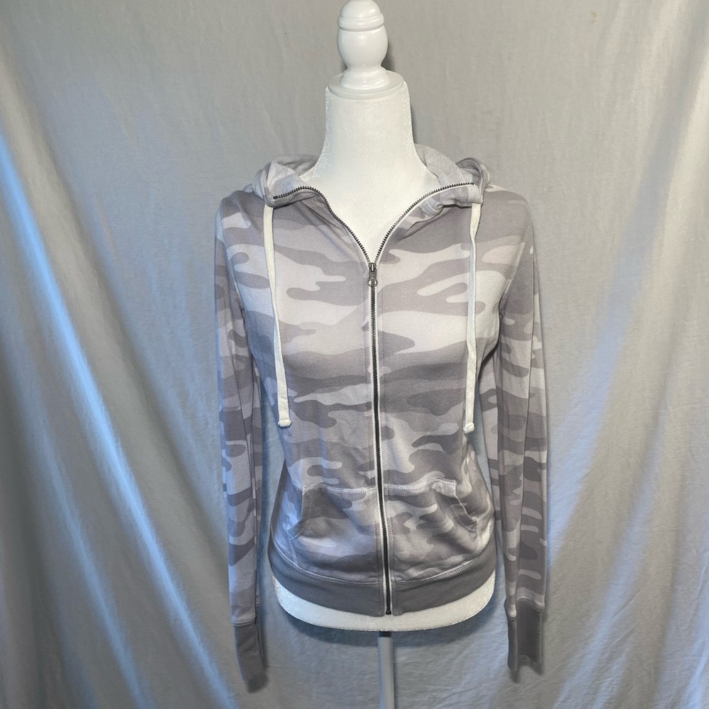 Camo zip up